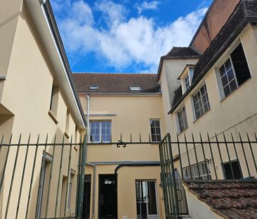 Location Appartement 1 pièce 31m² - Photo 2