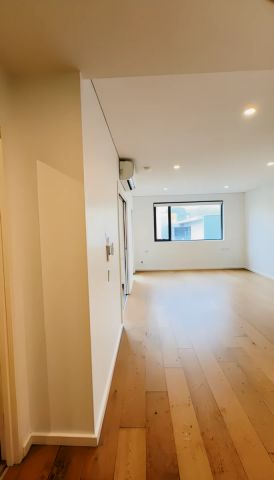 1 bed 1 bath - Photo 4