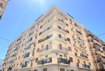 6 locali in affitto