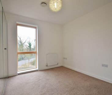 2 bedroom apartment - Photo 4
