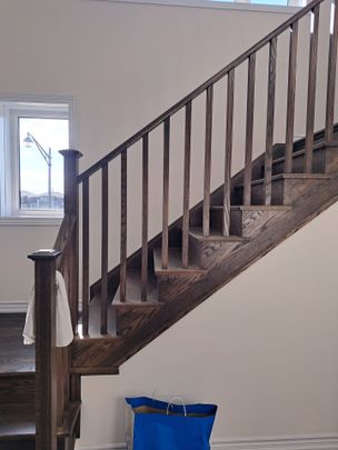 For Lease - 27 Henderson Street, Essa, Ontario - Photo 1