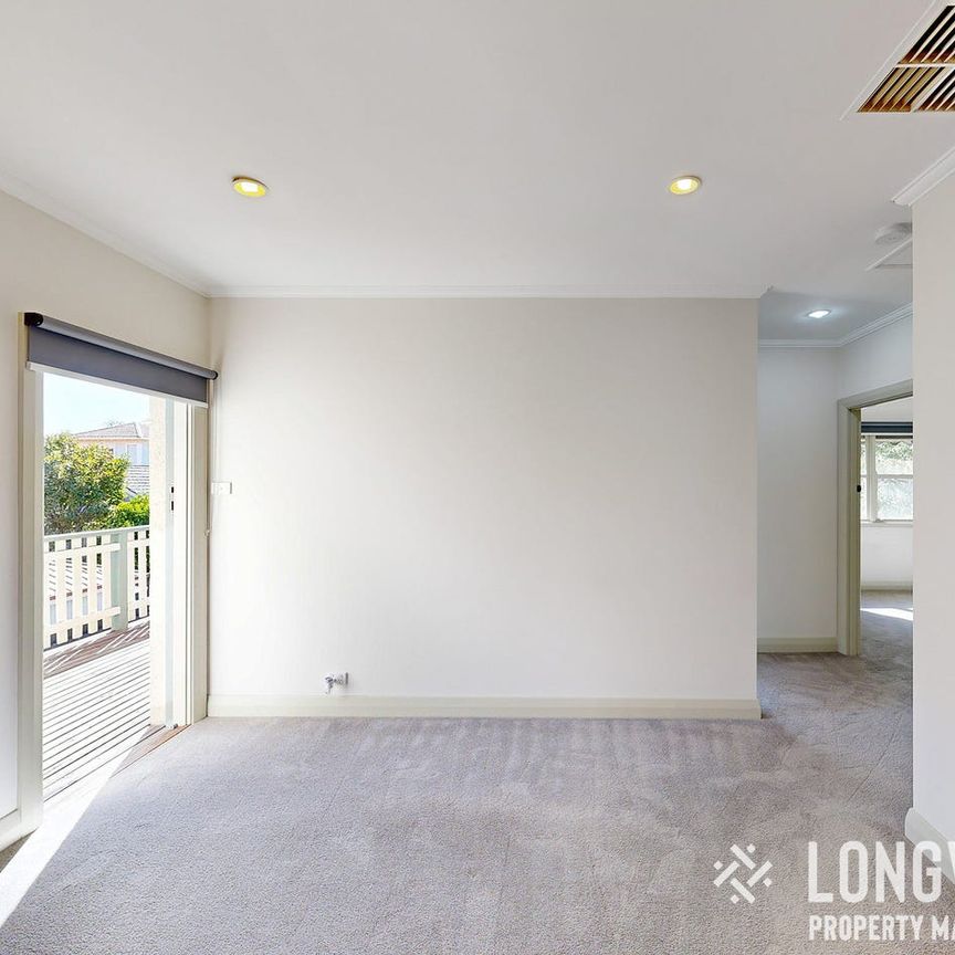 A Home of Immediate Appeal - Photo 1
