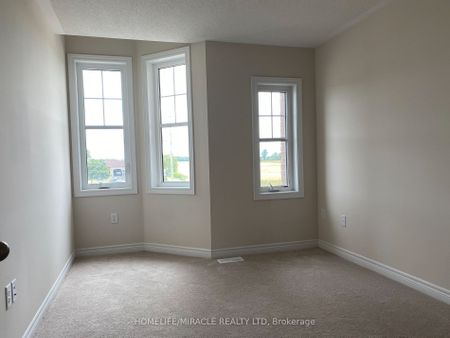 Townhouse For Lease | W8132464 - Photo 2