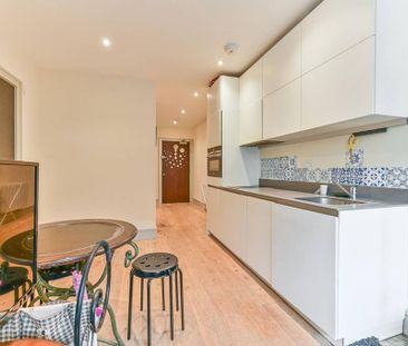 Studio to rent - Photo 4