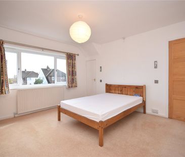 17, New Adel Avenue, Adel, Leeds, LS16 6BE - Photo 2