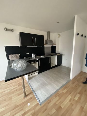 Location Appartement 2 pièces 40m² PONTAULT COMBAULT 77340 - Photo 2