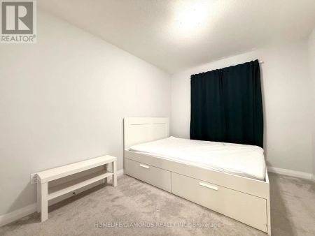 4841 PETTIT AVENUE - Photo 2