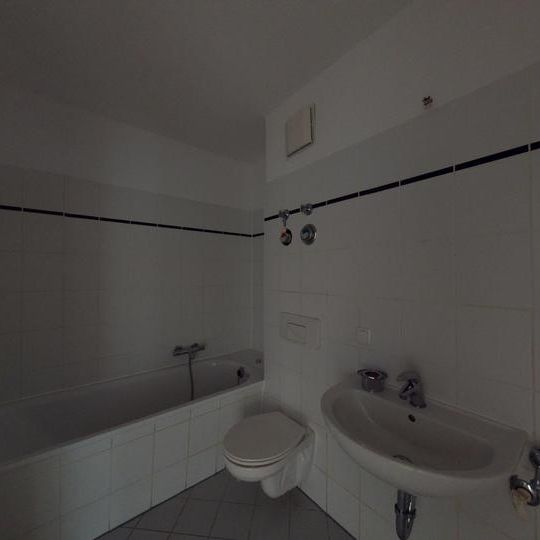 großzügige 2-Raum-Wohnung + separate Wohnküche im Paulusviertel - auch WG geeignet! - Foto 1