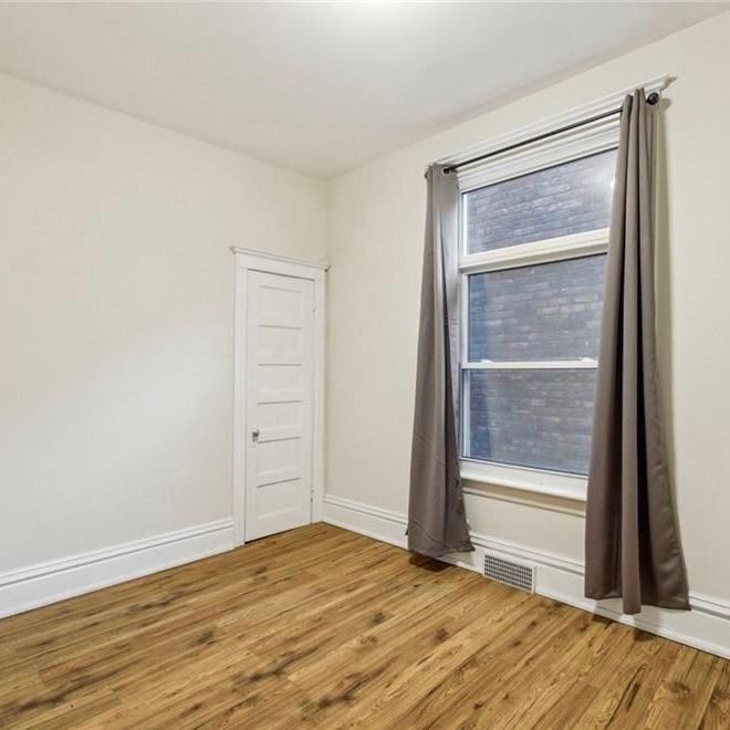 For Lease - 51 Smith Avenue Unit# Main, Hamilton, Ontario - Photo 1
