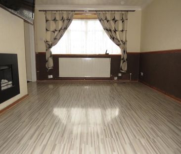 3 bedroom property to rent - Photo 1