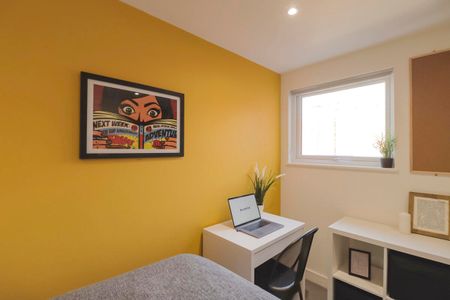 Montgomerie #80 - Photo 2