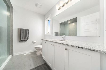 For Lease - 626 Allied Mews, Stittsville - Munster - Richmond, Ontario - Photo 2