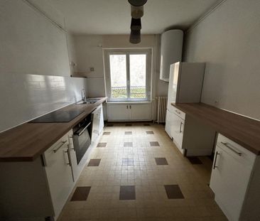 Location Appartement 4 pièces 90m² LE CREUSOT 71200 - Photo 4