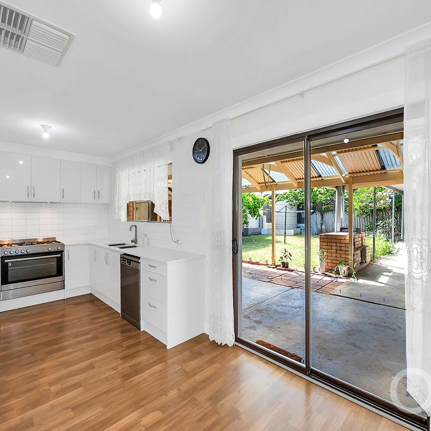 Open the Door To Space and Versatility - Photo 1