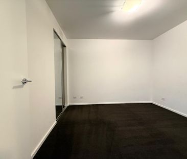 2803/241 City Road - Photo 1