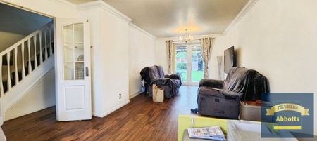 Gilders Way, Clacton On Sea - Photo 4