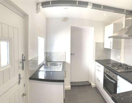 Amersham, HP7 - Photo 4