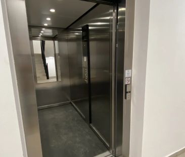 Sonnige, barrierefreie Wohnung mit Loggia, inkl. Küche- Nähe Badner... - Photo 6