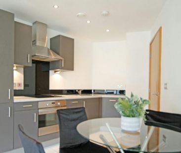 Flat to rent on - Photo 4