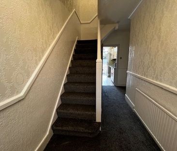 3 Bed Semi-Detached House, Cavendish Gardens, IG11 - Photo 3