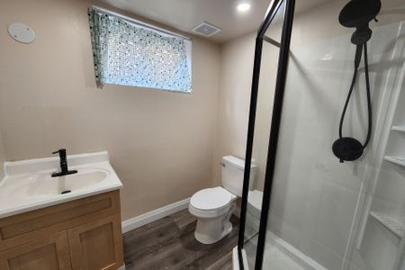 For Lease - 12 Ramsey Crescent, Hamilton, Ontario - Photo 4