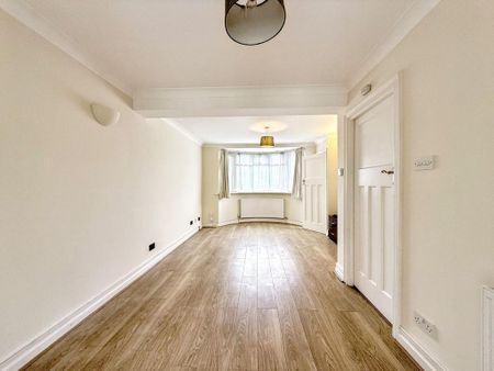 3 bedroom semi-detached house to rent - Photo 2