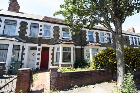 5 Bed House To Let On Richards Street, Cathays - Photo 5