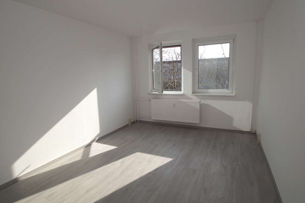 3-Zimmer-Wohnung mit Badewanne – Wohnberechtigungsschein erforderlich - Photo 1