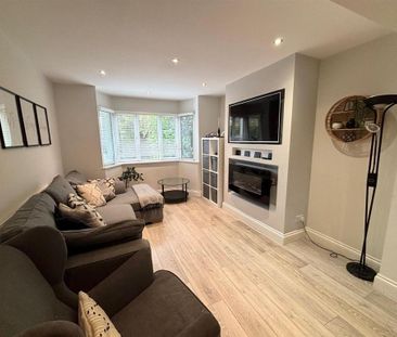 4 bedroom semi-detached house to rent - Photo 1