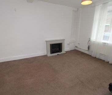 House - Terraced For Rent Ynyscynon Road, Tonypandy - Photo 6