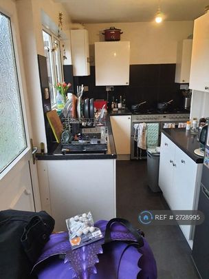 3 bedroom terraced house to rent - Photo 1
