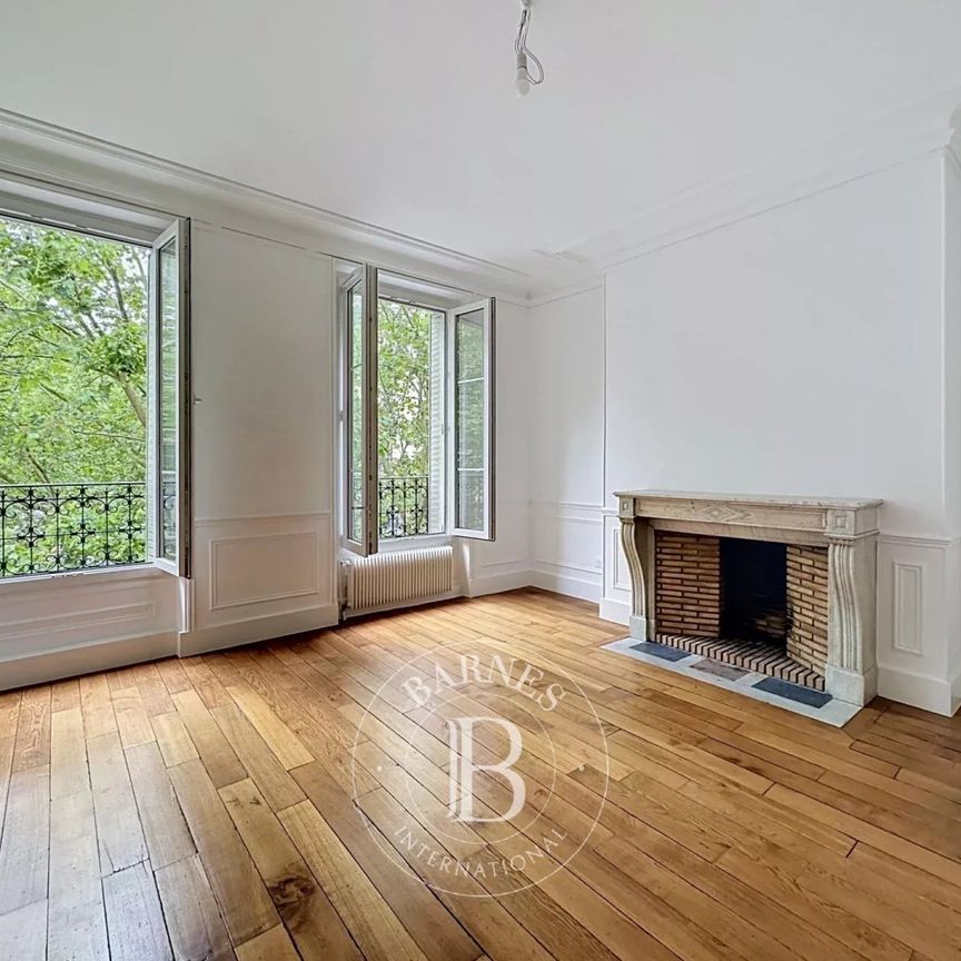 Tout savoir sur cet appartement dans le quartier Gros Caillou, à Paris 7ème - Photo 1