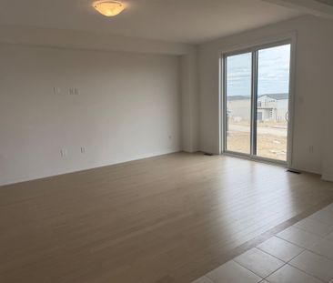 For Lease - 571 Telfer Street, South-West Oxford, Ontario - Photo 1