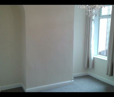 2 Bed End Terrace, Smith St, S35 - Photo 3