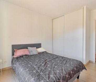 Appartement 2 pièce(s) 1 chambre(s) 45.66 m² - Photo 2