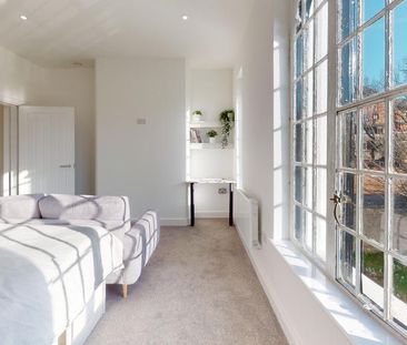 2 bedroom terraced house to rent - Photo 4