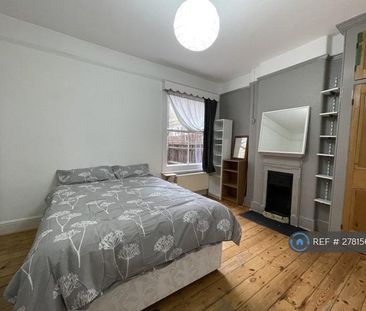 2 bedroom maisonette to rent - Photo 5