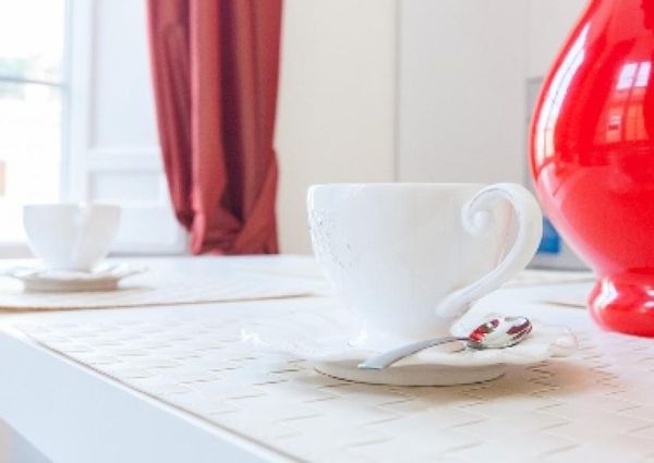 Center-Historic Jewish Quarter: Elegant apartment situated in beautiful Palazzo Nobiliare. Entrance, spacious living with original wood frescoed ceilings, large modern dining and kitchen, 4 bedrooms, 4 Baths, small terrace. #1527