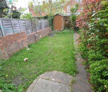 Adelaide Road, Reading, RG6 - Photo 1