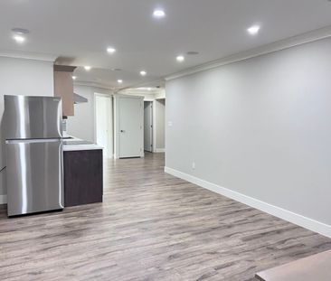 Suite in a Great Neighbourhood - Photo 2