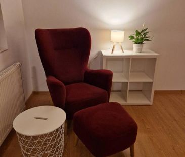 Pronájem bytu 1+1 33 m² - Photo 1