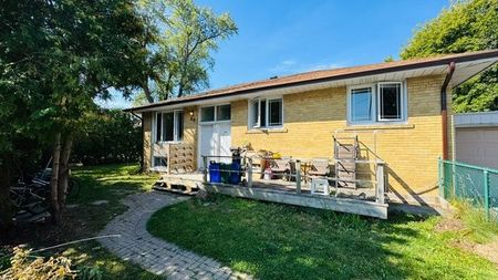 For Lease - 60 Maralim Road Unit# Main, Richmond Hill, Ontario - Photo 5