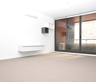 204/639 Lonsdale Street - Photo 3