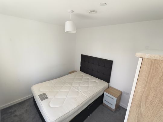 1 Bed Flat, Old Trafford, M16 - Photo 1