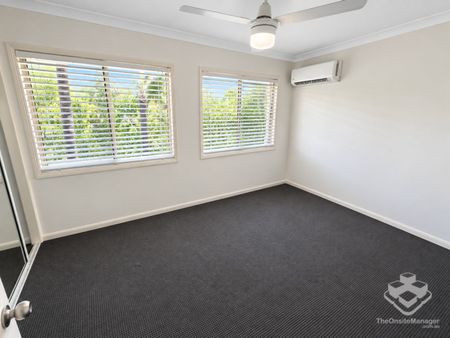 Two-Bedroom Townhouse in the Heart of Bundall - Photo 3