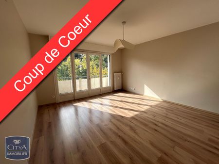 Location Appartement 3 pièces 69m² CHAMBERY 73000 - Photo 2