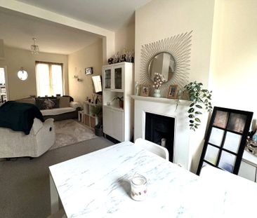 Elm Grove Road, Farnborough, GU14 - Photo 3