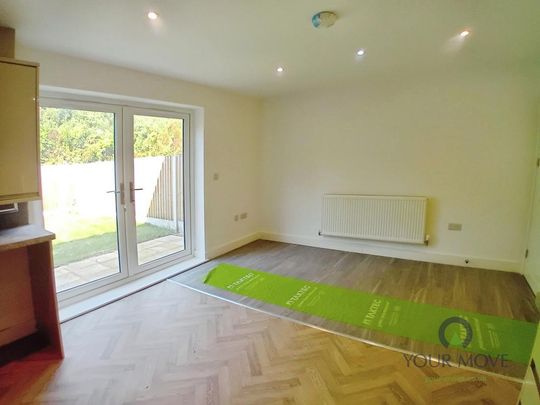 3 bedroom semi-detached house to rent - Photo 1