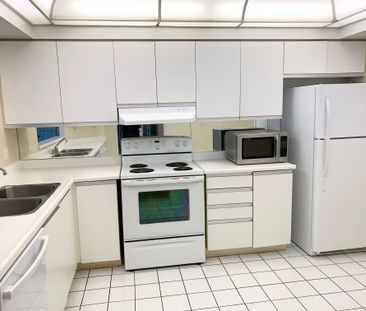 For Lease - 1121 Steeles Avenue Unit# 208, Toronto, Ontario - Photo 2