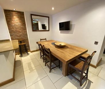 3 bedroom terraced house to rent - Photo 2